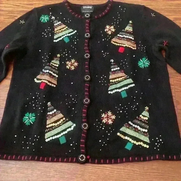 Vintage Christmas Beaded Sequin Sweater Cardigan Size Medium Ugly Christmas - Picture 3 of 15